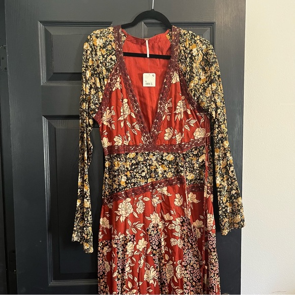 Free People Tilda Wrap Floral Maxi Dress, Size M, NWT - Picture 5 of 7
